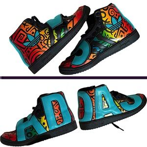 Adidas x Jeremy Scott Colorful Rainbow Graffiti Hightop Sneakers 👟 Size 9🌈